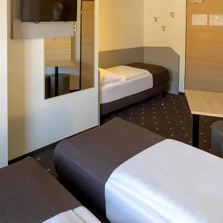 Hotel Kiel-wissenschaftspark 3*