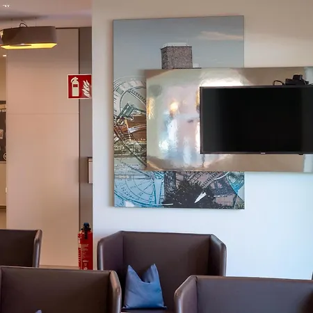 Hotel Kiel-wissenschaftspark 3*