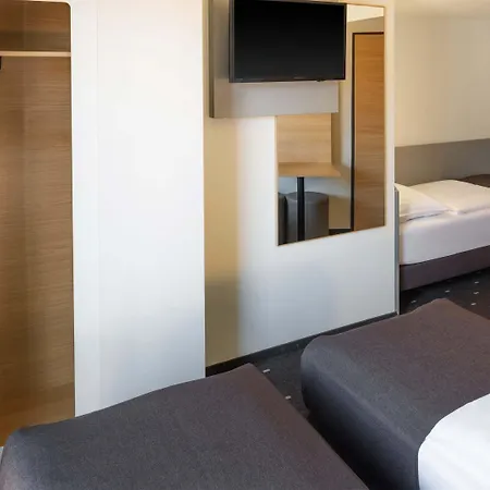 Kiel-wissenschaftspark Hotel 3*