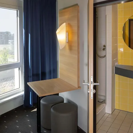 Kiel-wissenschaftspark Hotel 3*